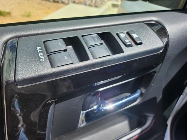 Photo of 2022 Silver Toyota 4Runner