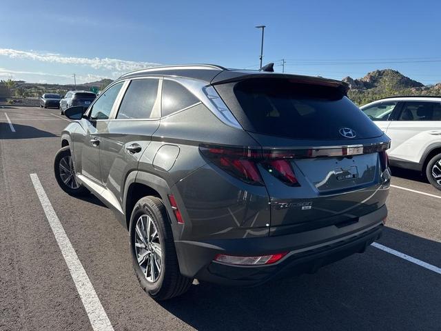 Photo of 2024 Amazon Gray Hyundai TUCSON Hybrid