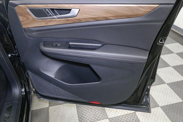 Photo of 2024 Deep Black Pearl Effect Volkswagen Atlas