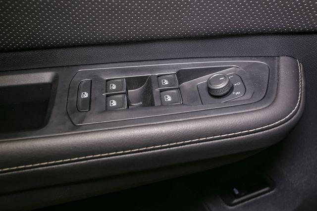 Photo of 2024 Deep Black Pearl Effect Volkswagen Atlas
