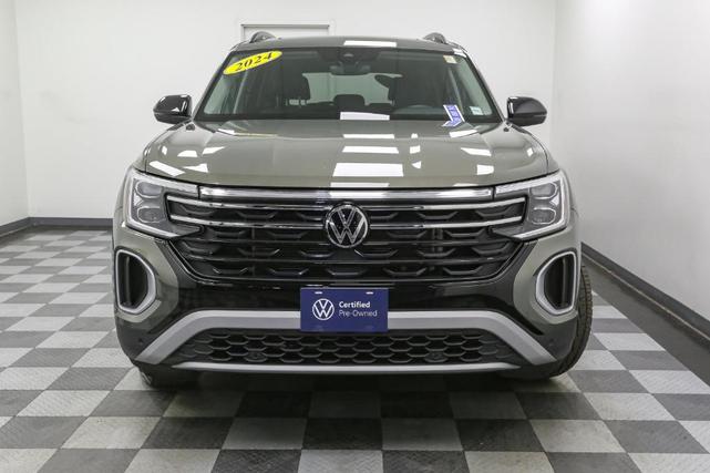 Photo of 2024 Avocado Green Volkswagen Atlas