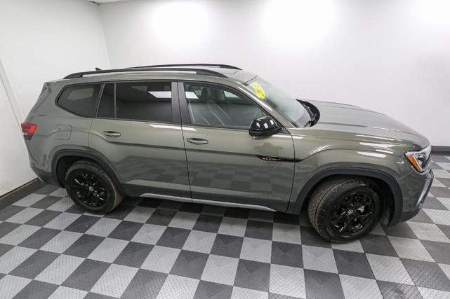 Photo of 2024 Avocado Green Volkswagen Atlas