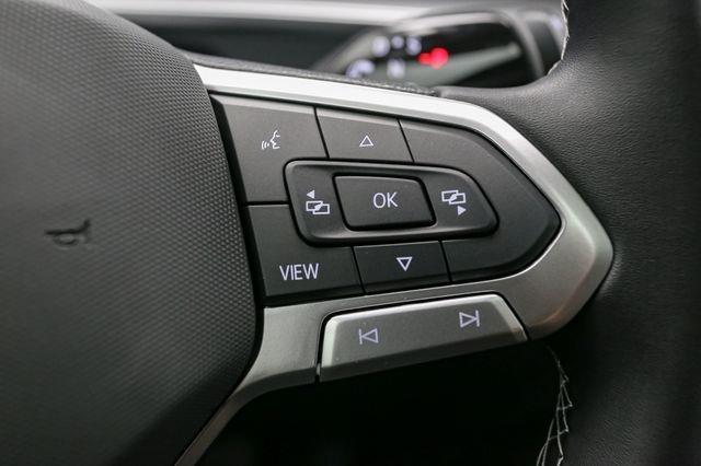 Photo of 2025 Pure White Volkswagen Tiguan