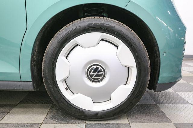 Photo of 2025 Mahi Green Metallic - Candy White Volkswagen ID. Buzz
