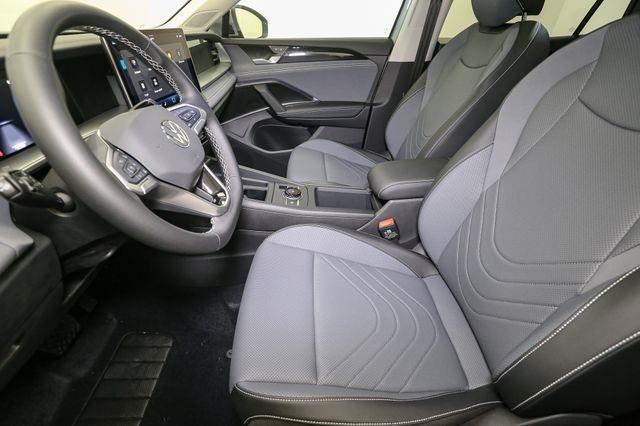 Photo of 2025 Pure White Volkswagen Tiguan