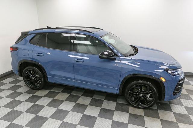 Photo of 2025 Monterey Blue Pearl Volkswagen Tiguan