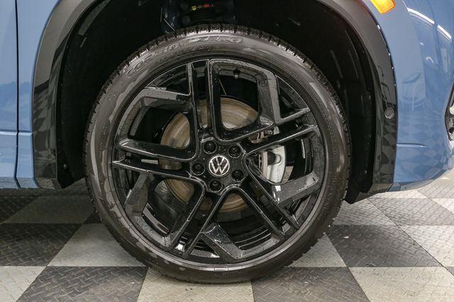 Photo of 2025 Monterey Blue Pearl Volkswagen Tiguan