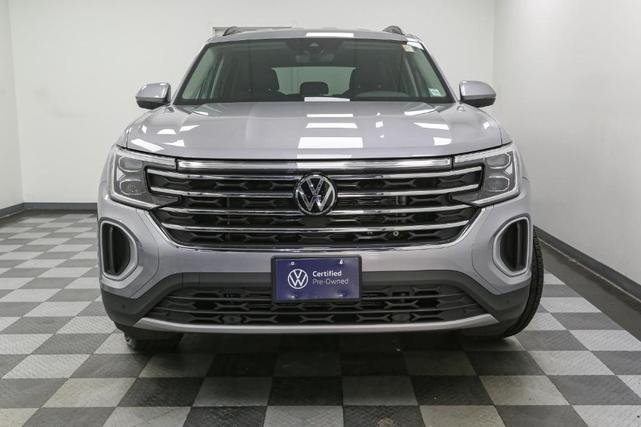 Photo of 2025 Silver Mist Metallic Volkswagen Atlas