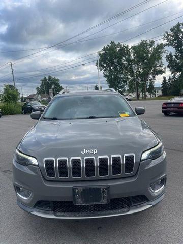 Photo of 2020 Sting Gray Clearcoat Jeep Cherokee