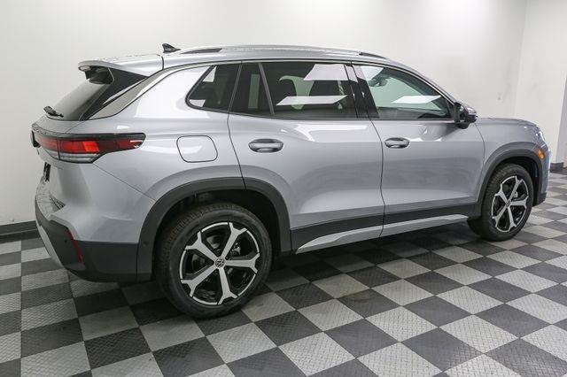 Photo of 2025 Pyrite Silver Metallic Volkswagen Tiguan