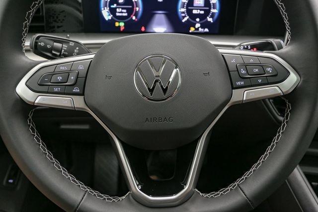 Photo of 2025 Pure White Volkswagen Tiguan