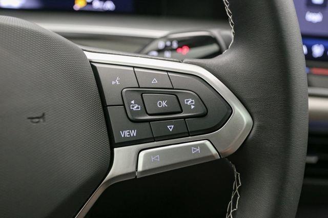 Photo of 2025 Pure White Volkswagen Tiguan