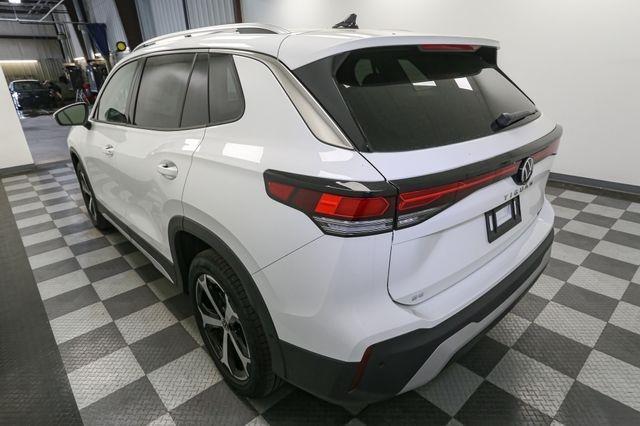 Photo of 2025 Pure White Volkswagen Tiguan