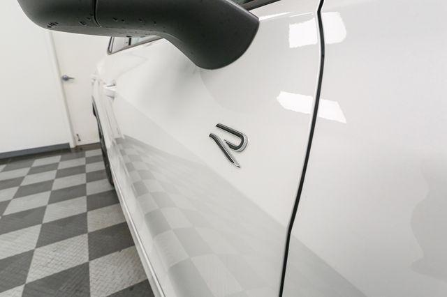 Photo of 2025 Opal White Pearl Effect Volkswagen Tiguan