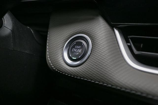 Photo of 2025 Mosaic Black Metallic Chevrolet Equinox
