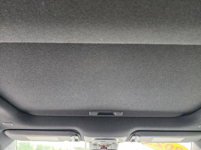 Photo of 2023 Silver Toyota Corolla