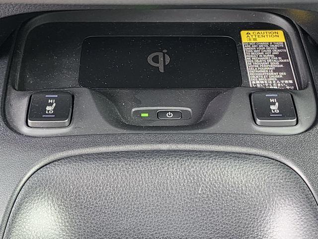 Photo of 2023 Silver Toyota Corolla