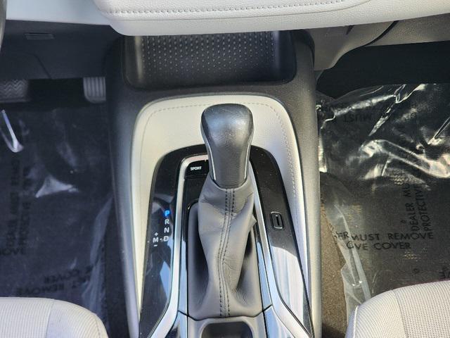 Photo of 2019 Midnight Black Metallic Toyota Corolla Hatchback