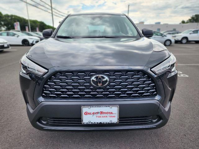 Photo of 2025 0d11black Toyota Corolla Cross