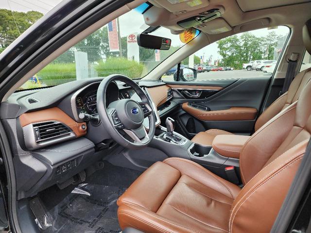 Photo of 2022 Crystal Black Silica Subaru Outback