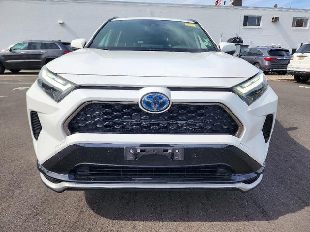 Photo of 2023 Ice Cap Toyota RAV4 Prime