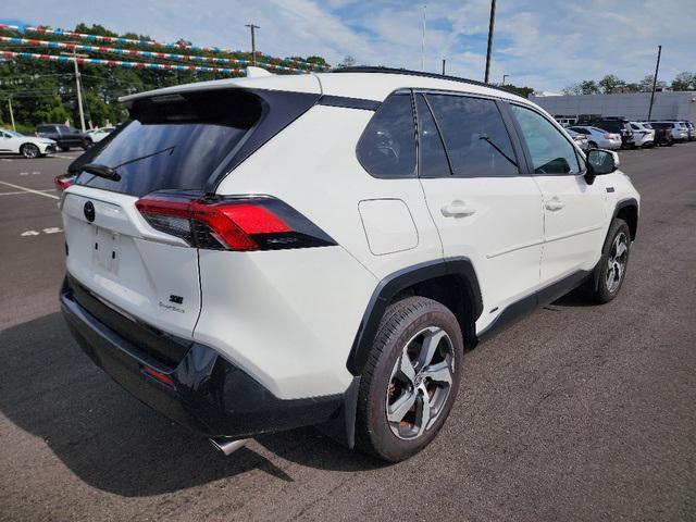 Photo of 2023 Ice Cap Toyota RAV4 Prime