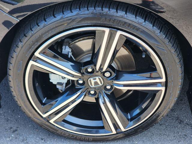 Photo of 2024 Crystal Black Pearl Honda Accord Hybrid
