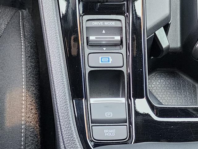 Photo of 2024 Crystal Black Pearl Honda Accord Hybrid