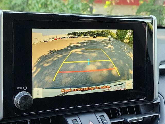 Photo of 2025 Pearl Toyota RAV4