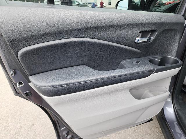 Photo of 2016 Modern Steel Metallic Honda Pilot