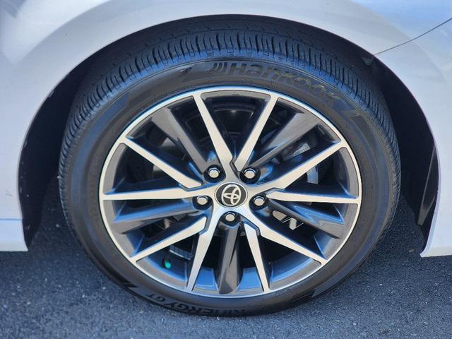 Photo of 2023 White Toyota Camry