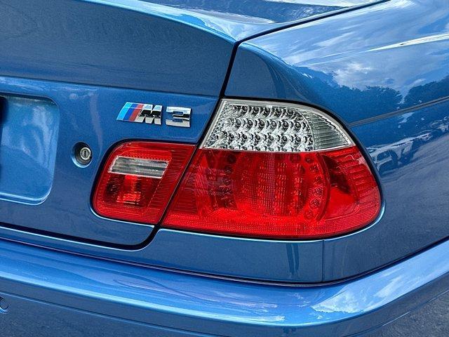 Photo of 2005 Blue BMW M3