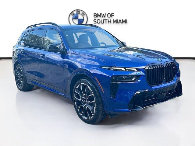 2023 BMW X7