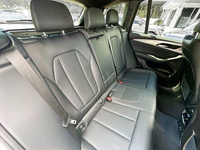 Photo of 2022 Mineral White Metallic BMW X3