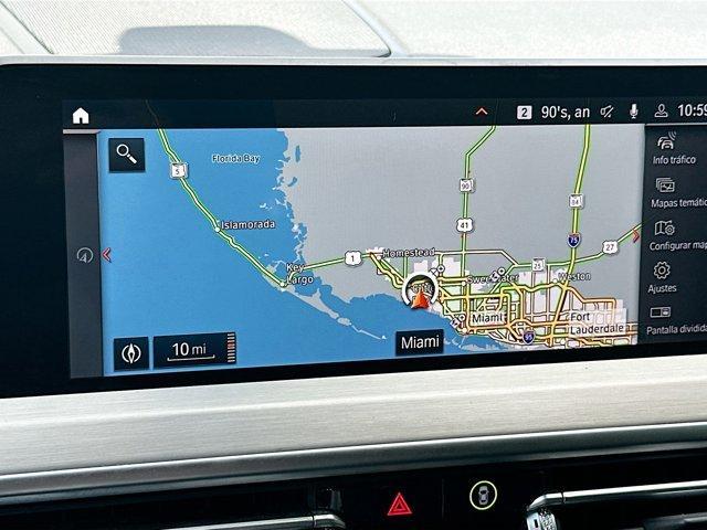 Photo of 2022 Mineral White Metallic BMW X3