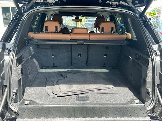 Photo of 2023 Black Sapphire Metallic BMW X5