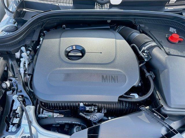 Photo of 2025 White Metallic MINI Hardtop
