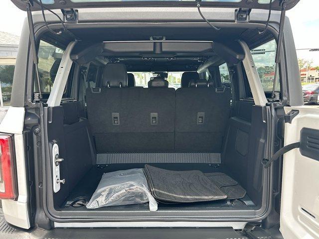 Photo of 2022 Oxford White Ford Bronco