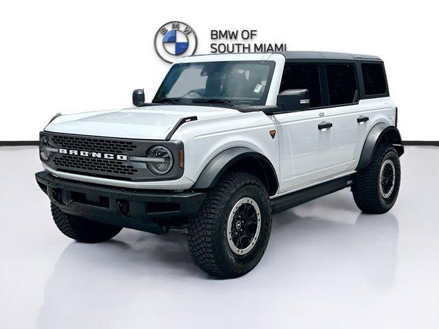 Photo of 2022 Oxford White Ford Bronco