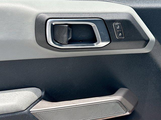 Photo of 2022 Oxford White Ford Bronco