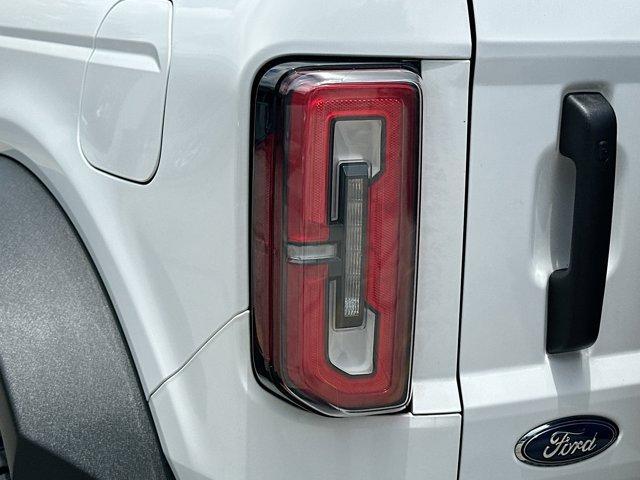 Photo of 2022 Oxford White Ford Bronco