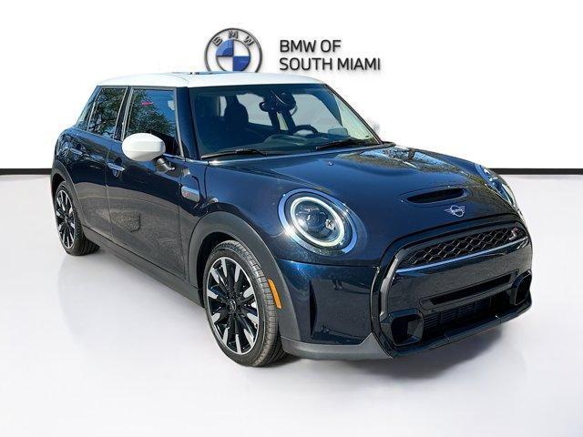 2022 MINI Hardtop