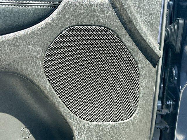 Photo of 2020 Slate Blue Pearlcoat Jeep Grand Cherokee