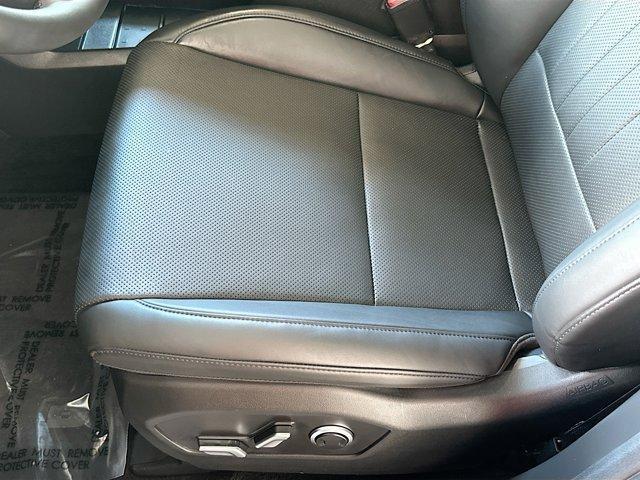 Photo of 2025 Shimmering Silver Hyundai SANTA FE