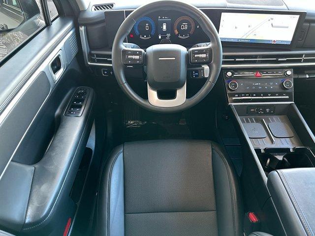 Photo of 2025 Shimmering Silver Hyundai SANTA FE