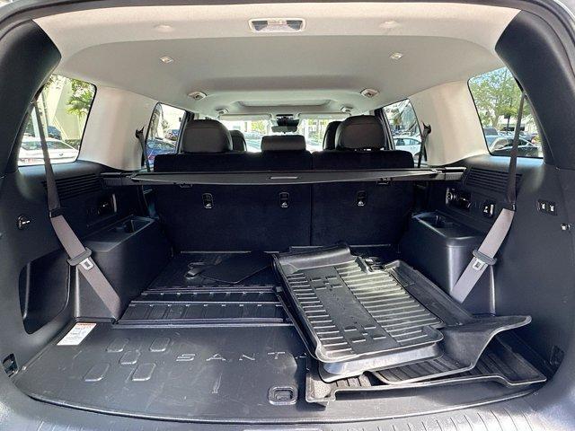 Photo of 2025 Shimmering Silver Hyundai SANTA FE