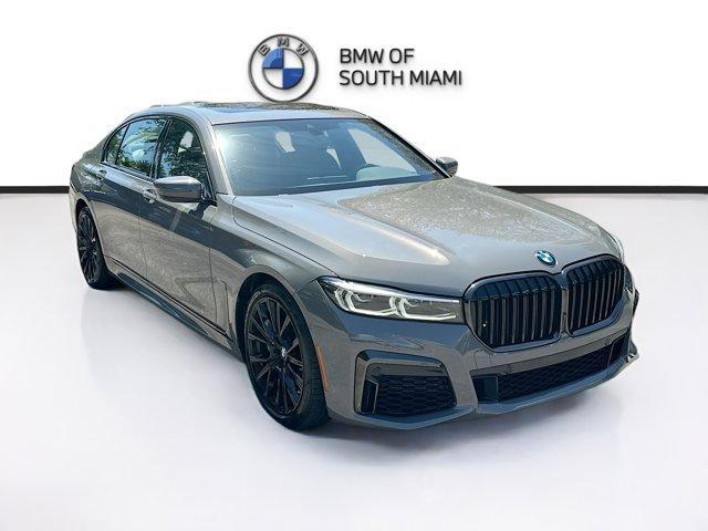 2022 BMW 740