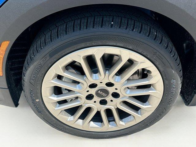 Photo of 2025 Blue Metallic MINI Hardtop