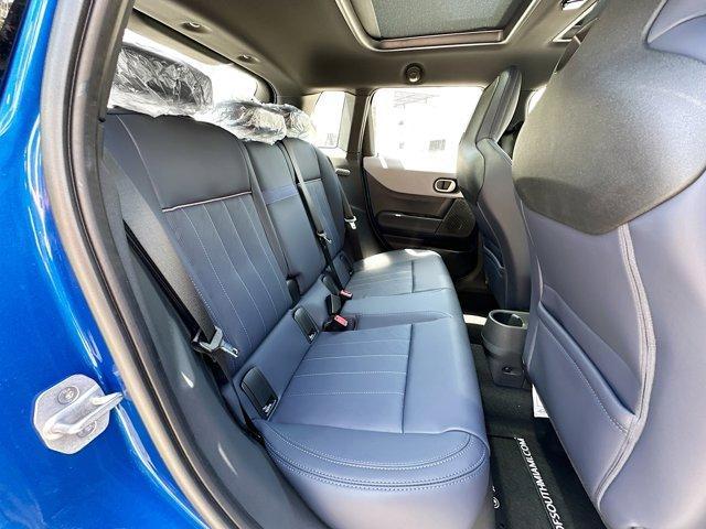 Photo of 2025 Blue Metallic MINI Hardtop