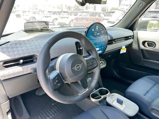Photo of 2025 Blue Metallic MINI Hardtop